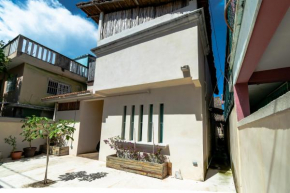 HOSTAL CASA MADRE NATURALEZA